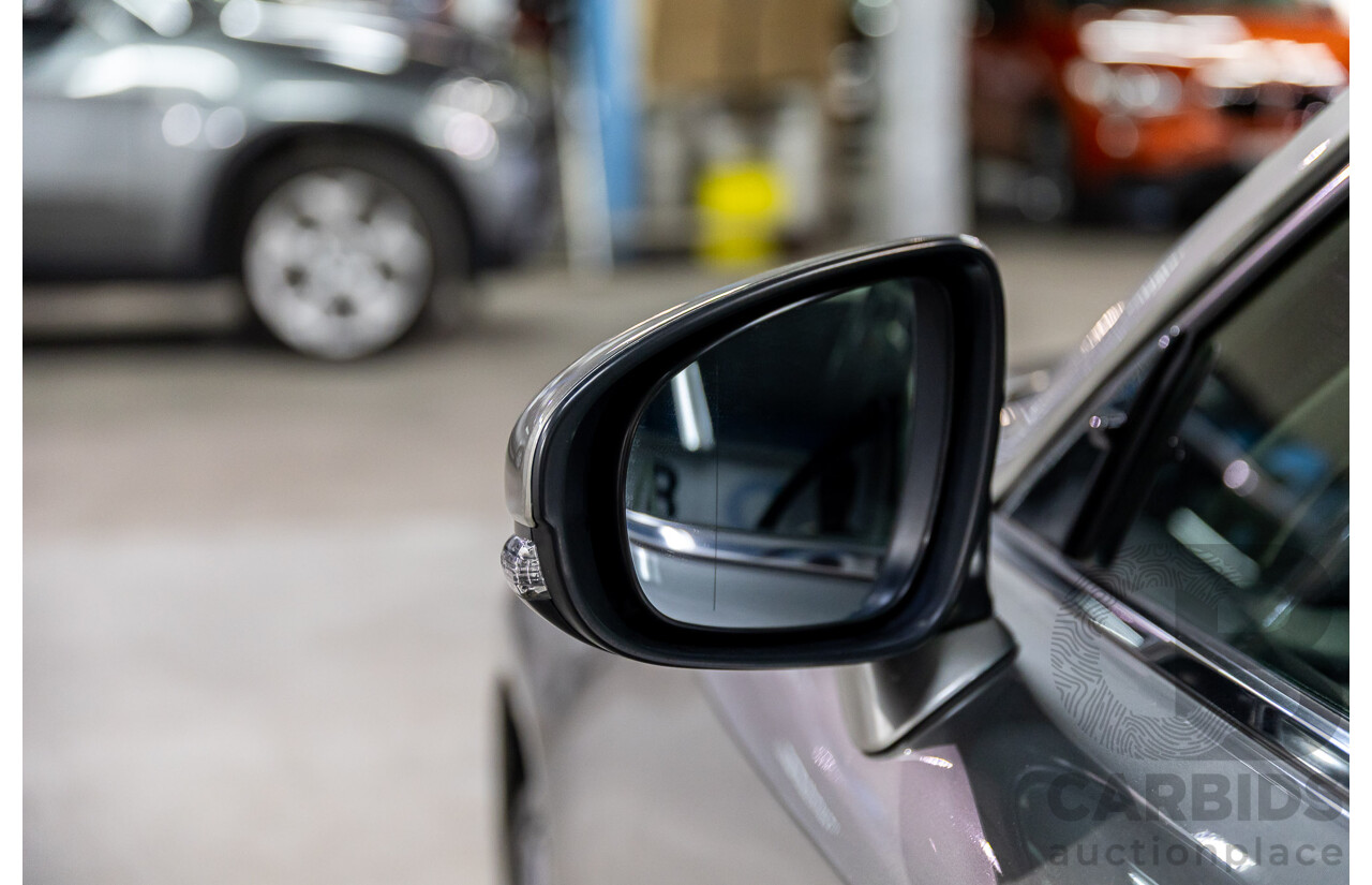 05/2019 Lexus IS300h Luxury Hybrid AVE30R (RWD) 4d Sedan Titanium Silver Metallic 2.5L - Hybrid