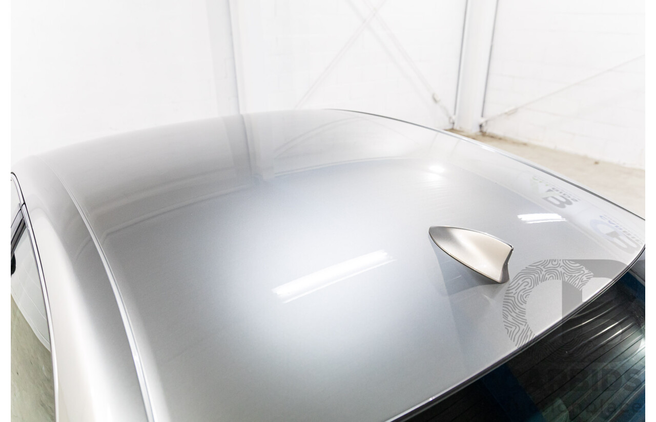 05/2019 Lexus IS300h Luxury Hybrid AVE30R (RWD) 4d Sedan Titanium Silver Metallic 2.5L - Hybrid