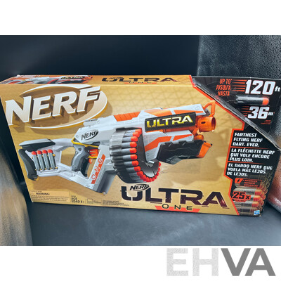 NERF Ultra One Motorised Blaster and BOGANOLOGY Game - Lot of 2