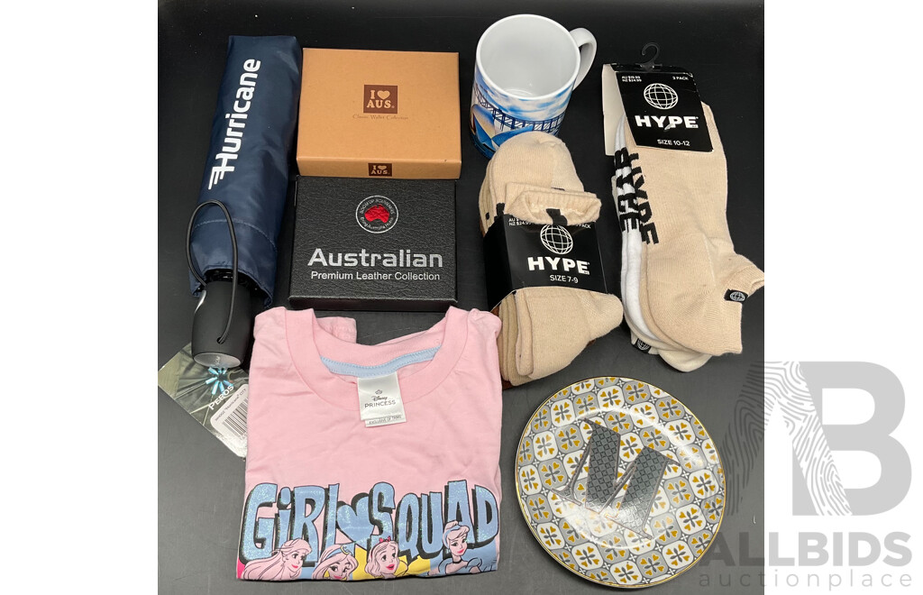 HYPE Socks and assorted Australian Souvenirs - Lot of 8