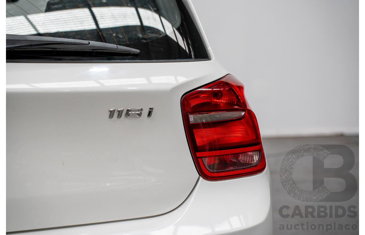10/2014 BMW 116i SPORT LINE RWD F20 MY13 5D Hatchback White Turbo1.6L