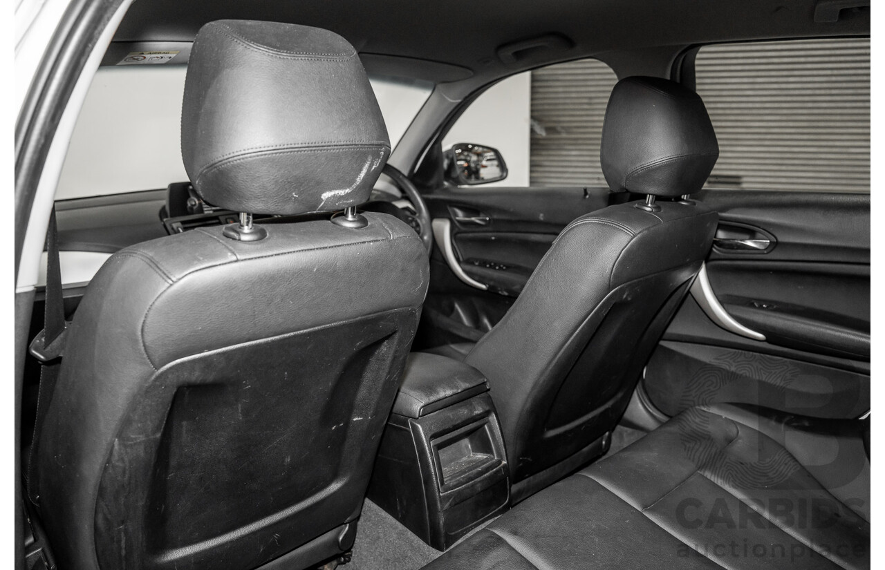 10/2014 BMW 116i SPORT LINE RWD F20 MY13 5D Hatchback White Turbo1.6L