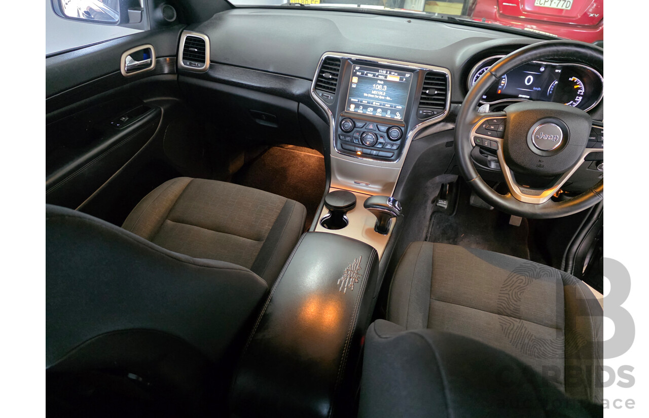 7/2013 Jeep Grand Cherokee Laredo (4x4) WK MY13 4d Wagon Grey 3.0L