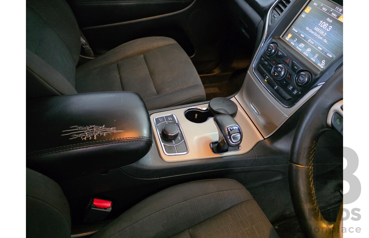 7/2013 Jeep Grand Cherokee Laredo (4x4) WK MY13 4d Wagon Grey 3.0L