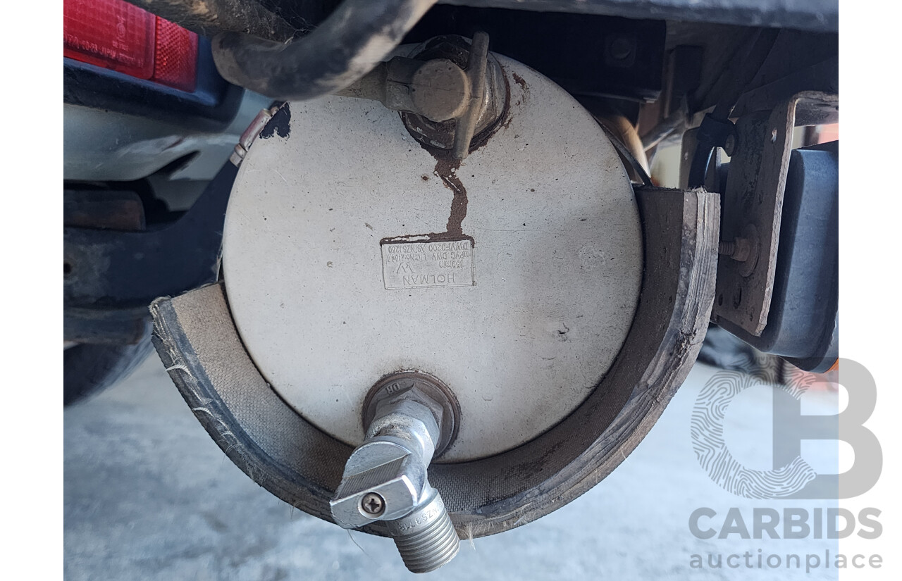 10/2001 Toyota Landcruiser Prado GXL (4x4) VZJ95R 4d Wagon White 3.4L