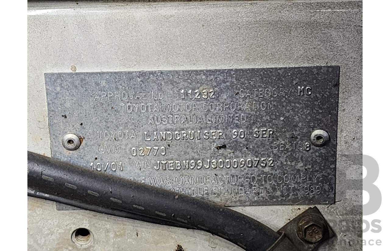 10/2001 Toyota Landcruiser Prado GXL (4x4) VZJ95R 4d Wagon White 3.4L