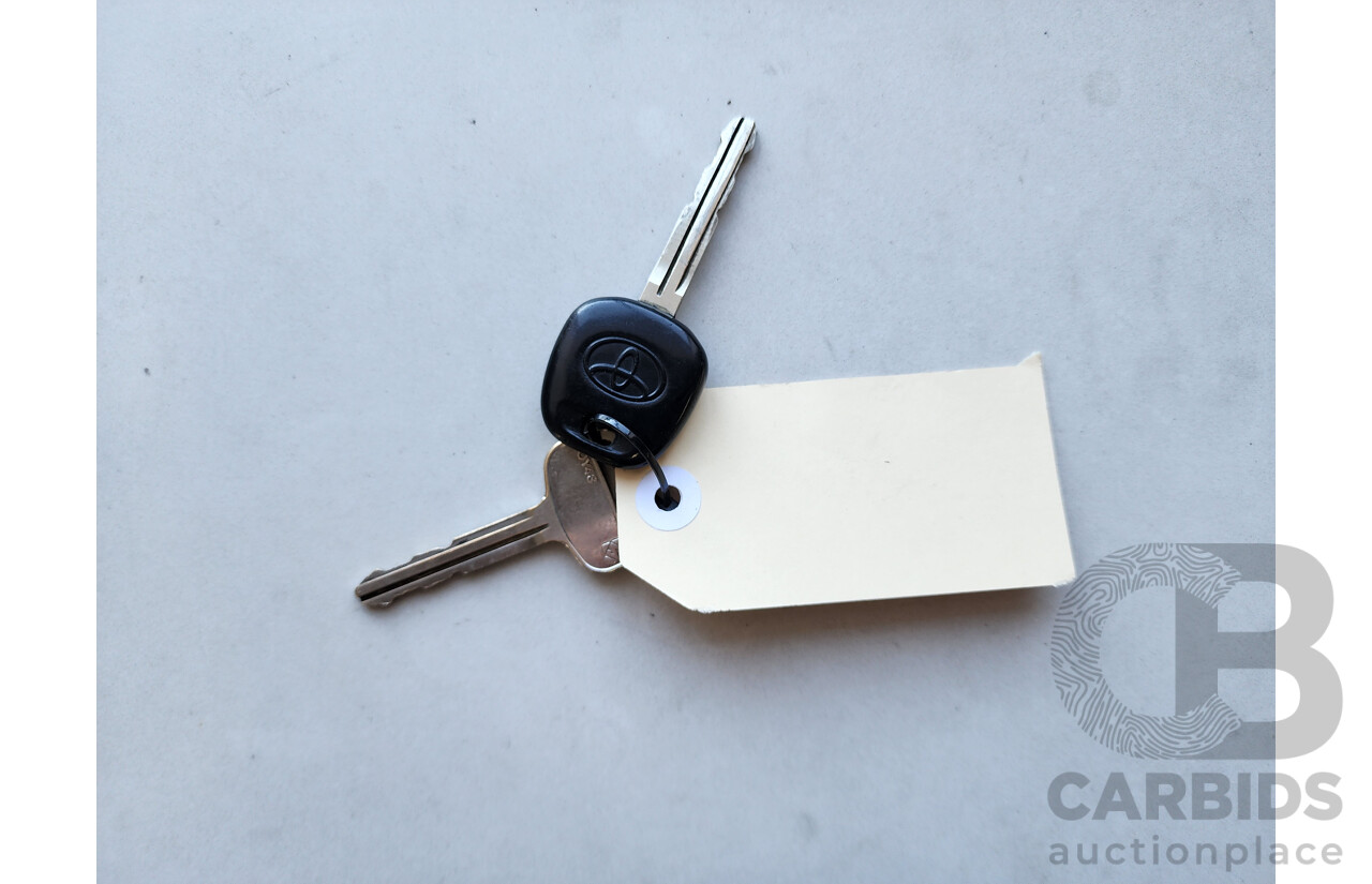 10/2001 Toyota Landcruiser Prado GXL (4x4) VZJ95R 4d Wagon White 3.4L