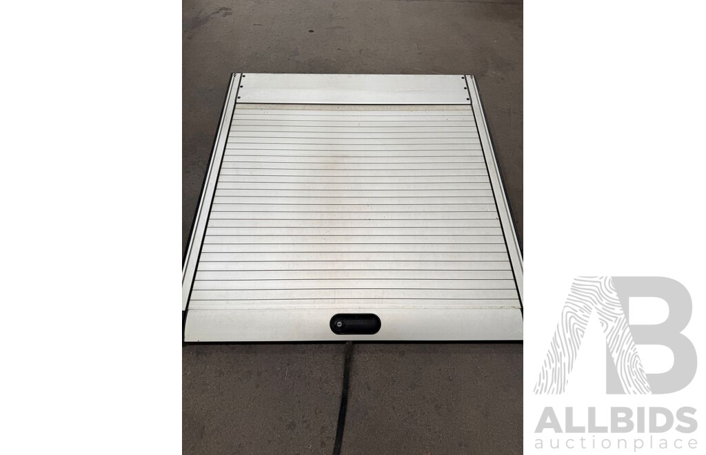 Mountain Top Industries Retractable Ute Lid