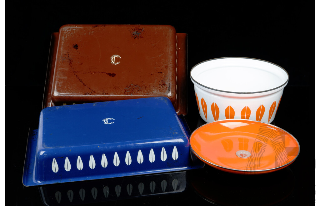 Two Mid Century Very Funky Norwegian Cathrineholm Enamelled Baking Trays Along with Lidded Saucepan of the Same Brand