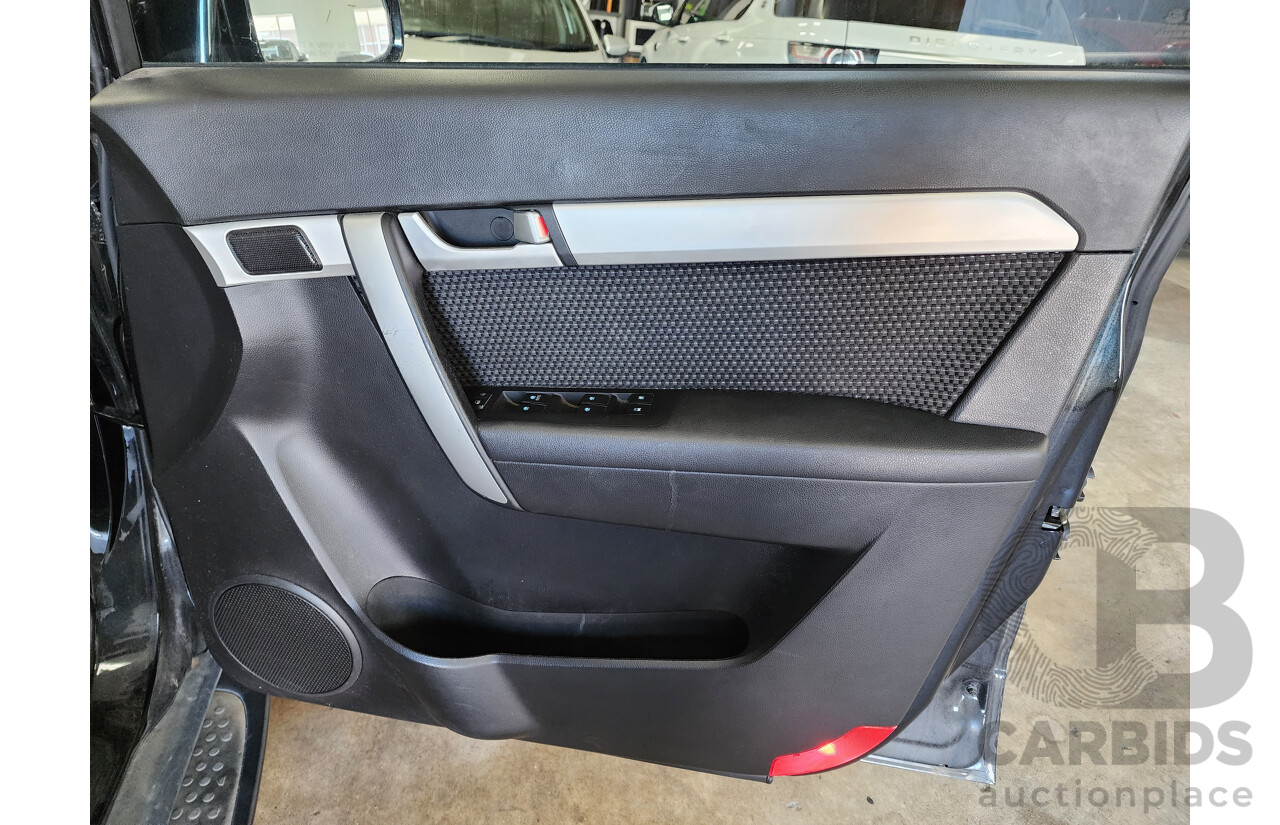 9/2012 Holden Captiva 7 SX (fwd) CG SERIES II 4d Wagon Black 2.2L