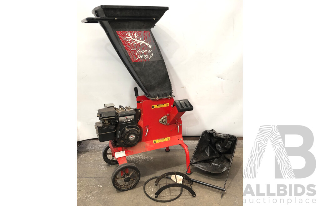 Rover Chip N Shred Four Stroke Woodchipper and Shredder