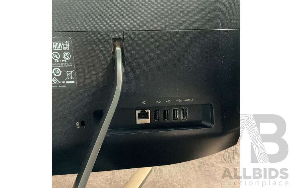 LENOVO Ideacentre B50-30 23.8'' I7 12GB RAM 1TB SSD All-in-One Desktop PC