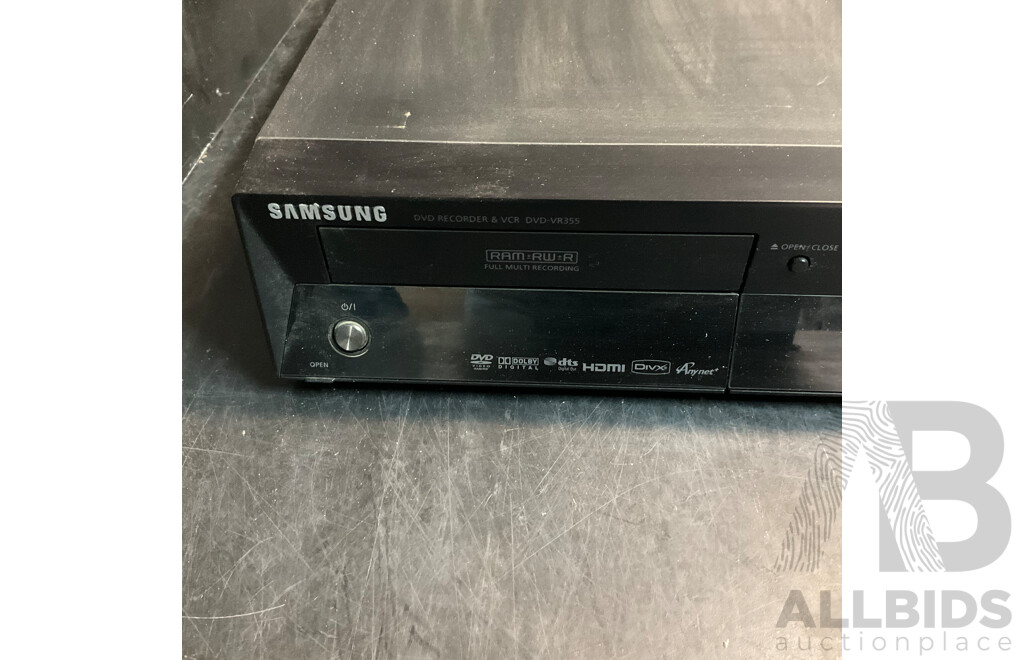 YAMAHA DVD-S1700 DVD Player & SAMSUNG DVD Recorder & VCR (DVD-VR355) - Lot of 2