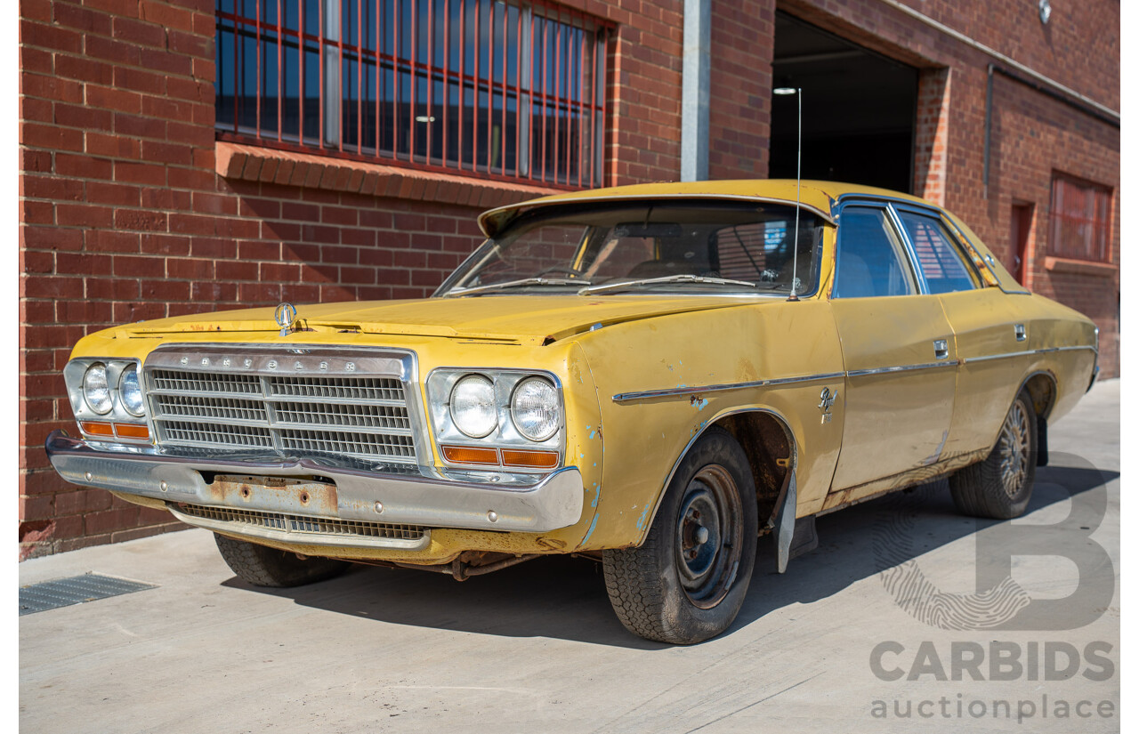 12/1976 Chrysler CL Regal 4d Sedan Yellow 4.3L