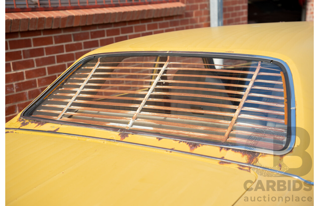 12/1976 Chrysler CL Regal 4d Sedan Yellow 4.3L