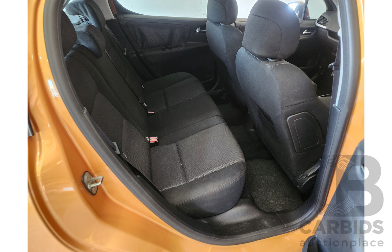 2/2009 Peugeot 207 XT  5d Hatchback Orange 1.6L