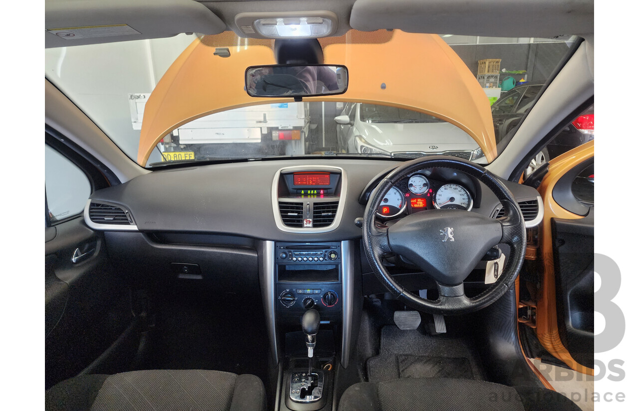 2/2009 Peugeot 207 XT  5d Hatchback Orange 1.6L