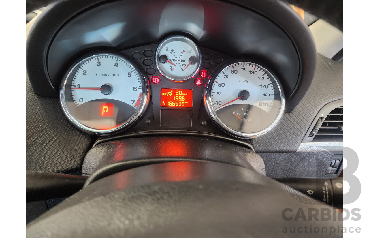 2/2009 Peugeot 207 XT  5d Hatchback Orange 1.6L