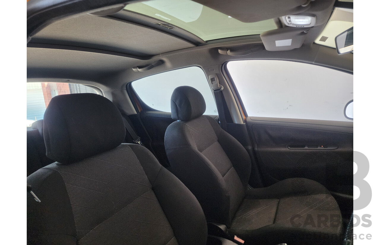 2/2009 Peugeot 207 XT  5d Hatchback Orange 1.6L