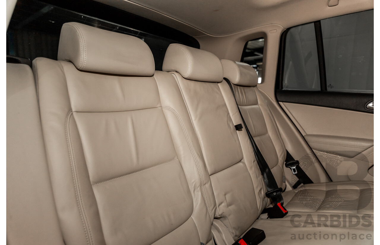 5/2011 Volkswagen Tiguan 125 TSI 5NC MY11 4d Wagon Deep Black Pearl Turbo 2.0L