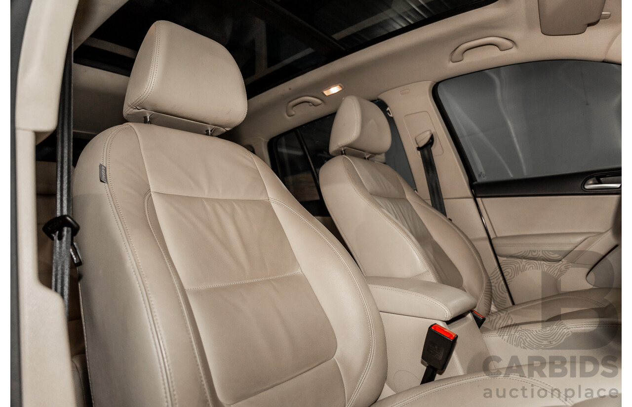 5/2011 Volkswagen Tiguan 125 TSI 5NC MY11 4d Wagon Deep Black Pearl Turbo 2.0L