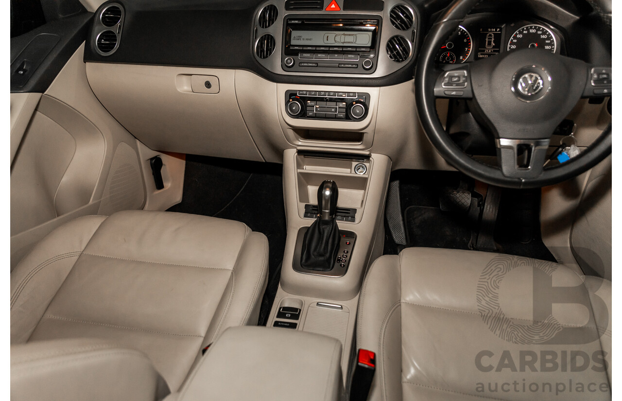 5/2011 Volkswagen Tiguan 125 TSI 5NC MY11 4d Wagon Deep Black Pearl Turbo 2.0L