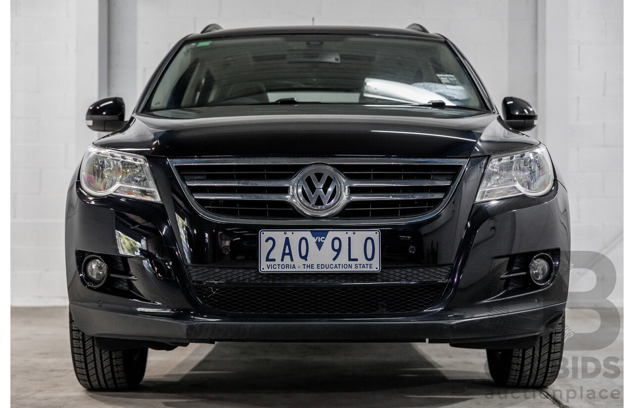 5/2011 Volkswagen Tiguan 125 TSI 5NC MY11 4d Wagon Deep Black Pearl Turbo 2.0L