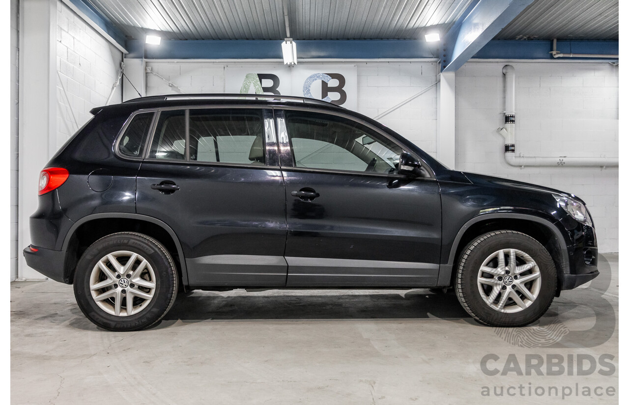 5/2011 Volkswagen Tiguan 125 TSI 5NC MY11 4d Wagon Deep Black Pearl Turbo 2.0L
