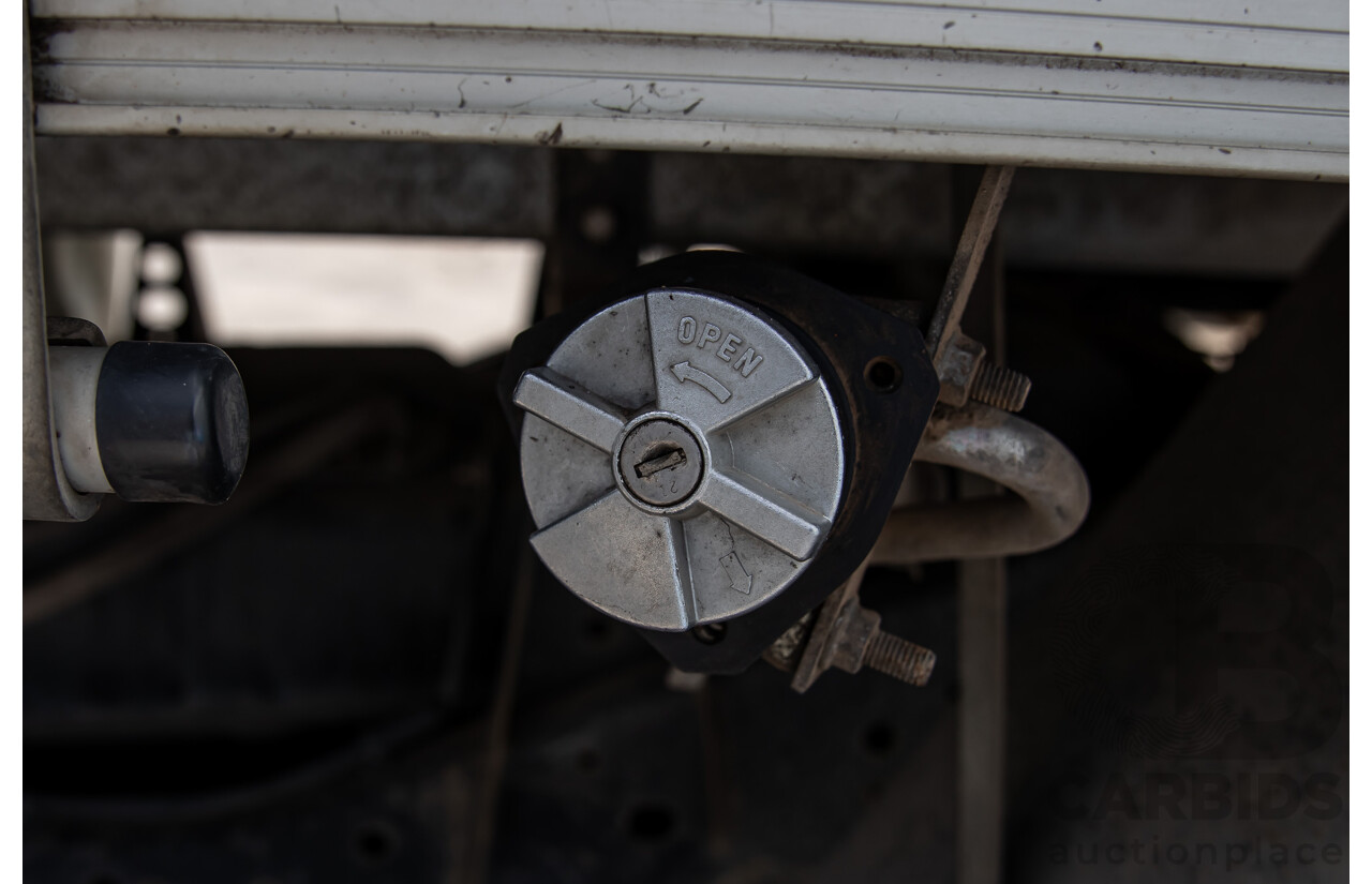 9/2013 Mitsubishi Triton GLX MN MY14 C/Chas Solid White Turbo Diesel 2.5L