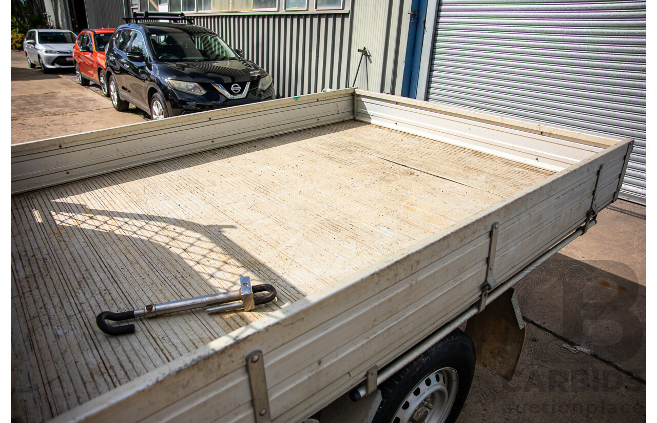 9/2013 Mitsubishi Triton GLX MN MY14 C/Chas Solid White Turbo Diesel 2.5L