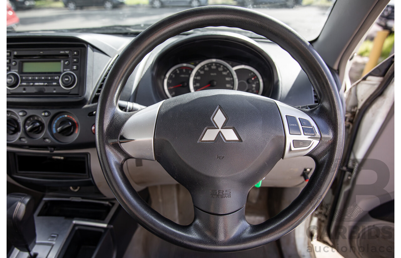 9/2013 Mitsubishi Triton GLX MN MY14 C/Chas Solid White Turbo Diesel 2.5L