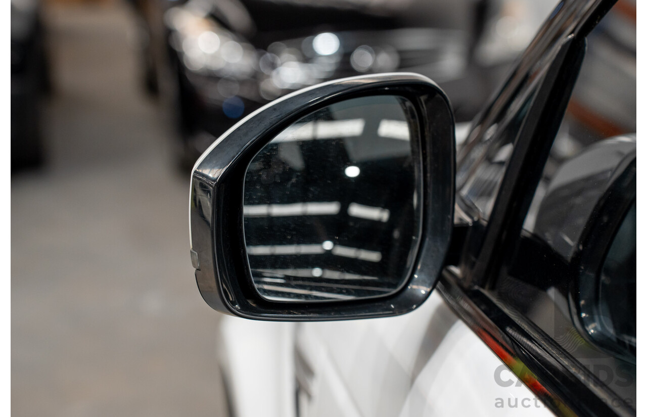 01/2015 Range Rover Range Rover SPORT (AWD) SDV6 HSE LW MY15 4D Wagon Fuji White Turbo Diesel 3.0L