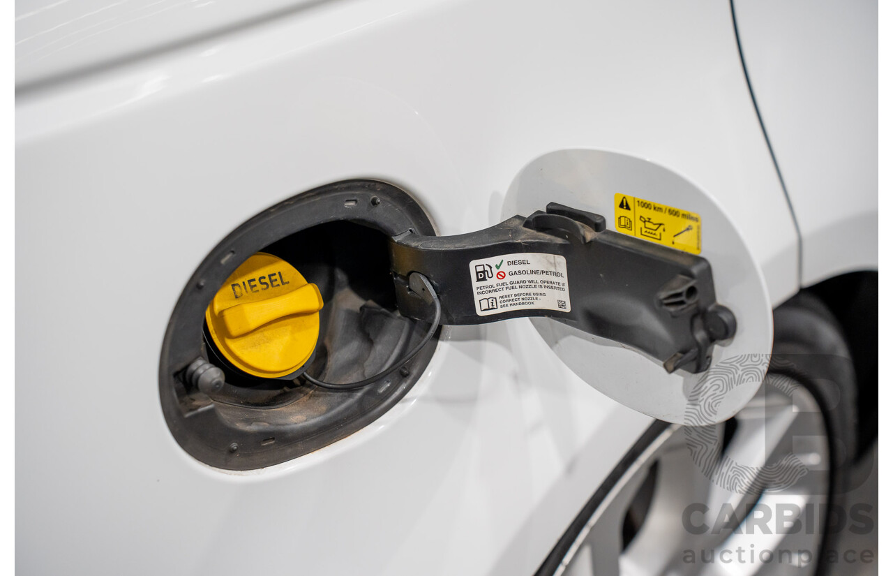 01/2015 Range Rover Range Rover SPORT (AWD) SDV6 HSE LW MY15 4D Wagon Fuji White Turbo Diesel 3.0L