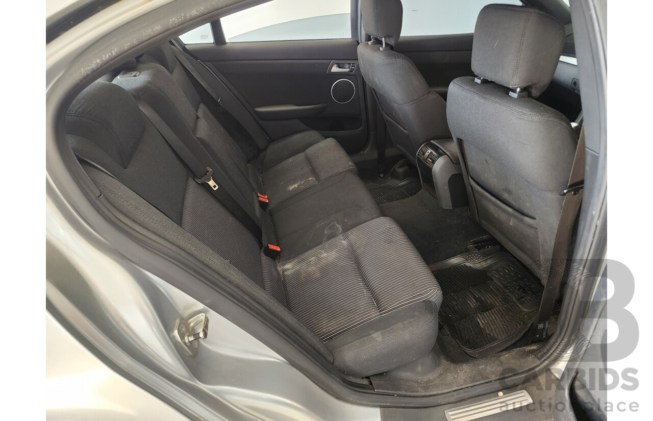 10/2010 Holden Commodore SV6 VE MY10 4d Sedan Silver 3.6L