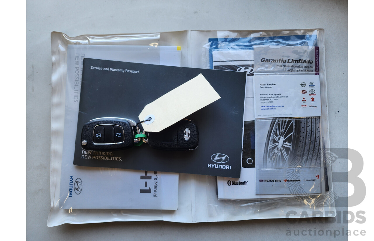 10/2016 Hyundai Iload  TQ MY16 4d Van White 2.5L