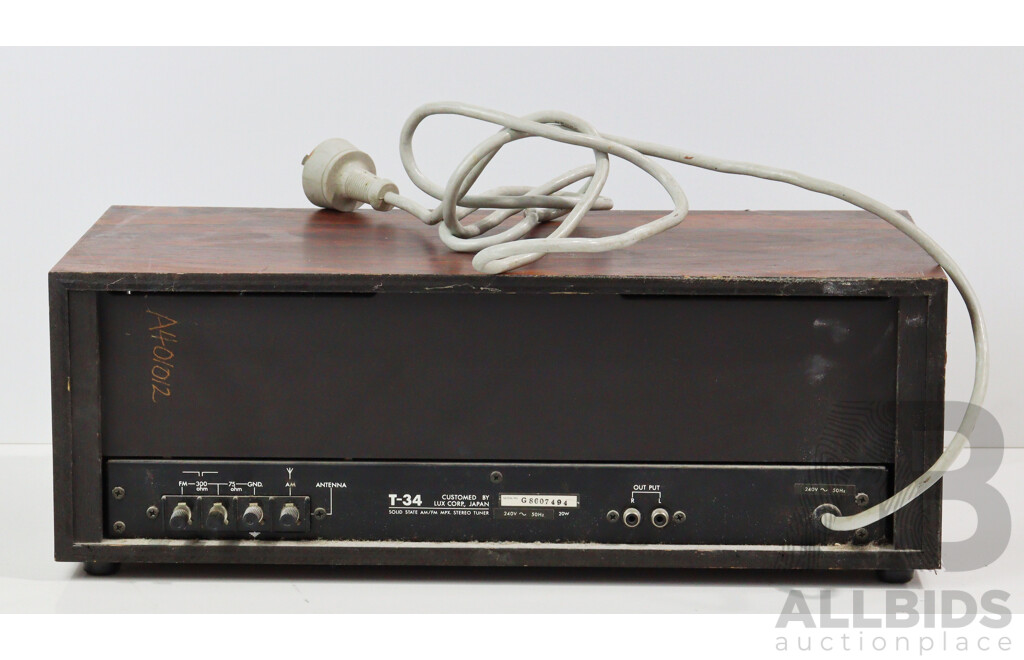 Luxman T34 Ultimate High Fidelity Stereo Components Solid State Multiplex Stereo Tuner with Timber Exterior