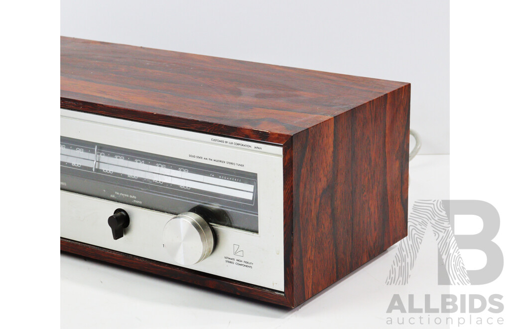Luxman T34 Ultimate High Fidelity Stereo Components Solid State Multiplex Stereo Tuner with Timber Exterior