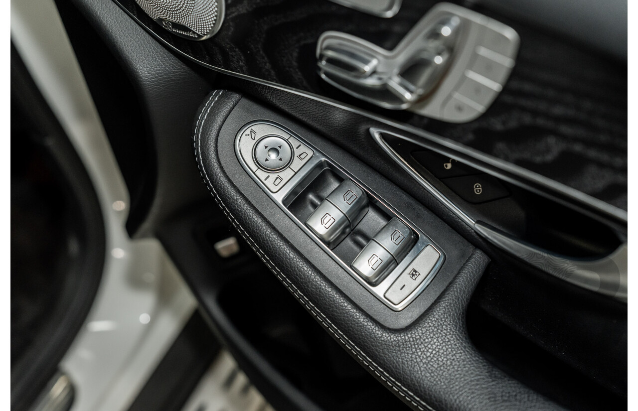 04/2016 Mercedes-Benz GLC250 (AWD) 253 4d Wagon Diamond White Metallic Turbo 2.0L