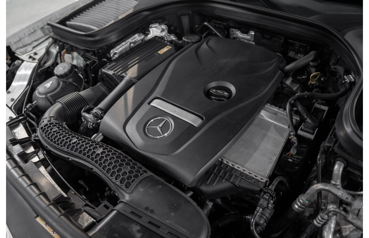 04/2016 Mercedes-Benz GLC250 (AWD) 253 4d Wagon Diamond White Metallic Turbo 2.0L