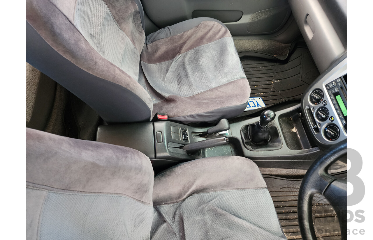 7/2002 Subaru Impreza RV (awd) MY02 5d Hatchback Blue 2.0L