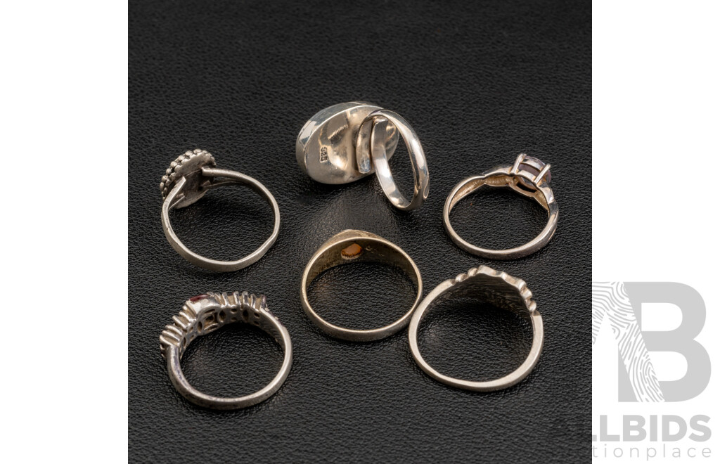 Collection of (6) Vintage Sterling Silver Rings Including Garnet & Moonstone, 22.81 Grams