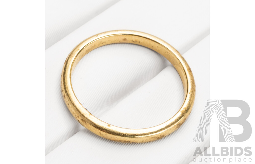18ct Vintage Yellow Gold Wedding Ring, Size M, 2.70 Grams