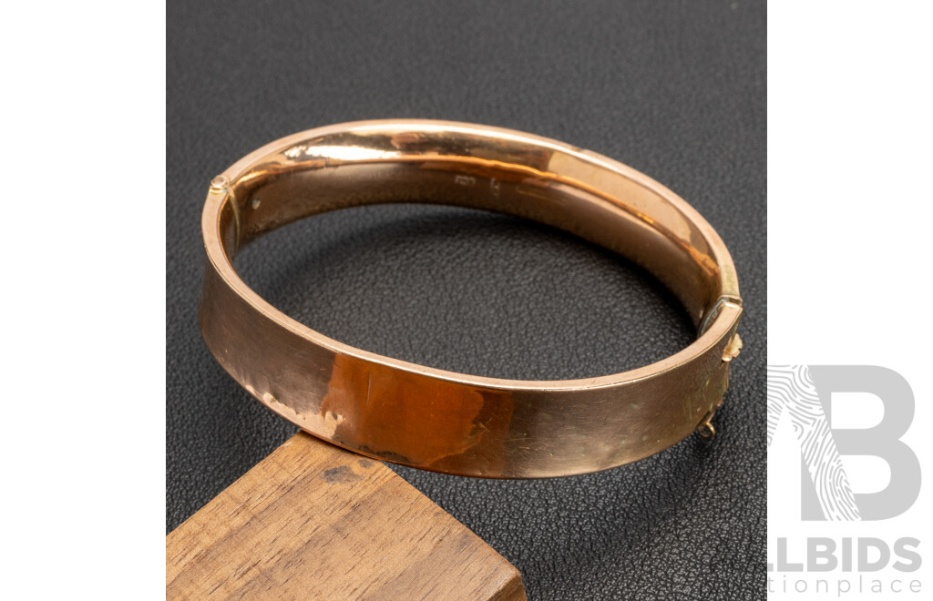 Vintage 9ct Rose Gold Wax Filled Concave Hinged Oval Bangle, 58mm, 17.14 Grams