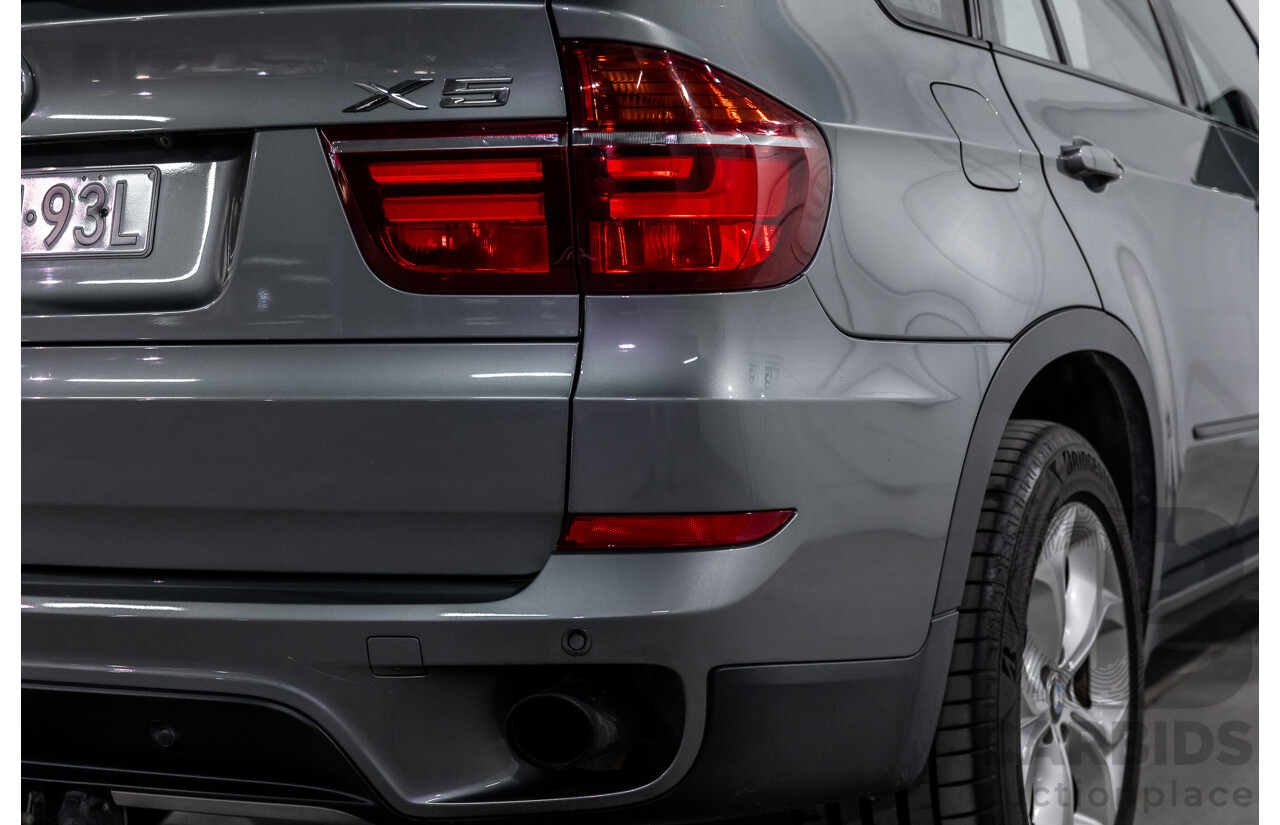 9/2013 BMW X5 Xdrive 30d (AWD) E70 MY12 Upgrade 4d Wagon Space Grey Metallic Turbo Diesel 3.0L