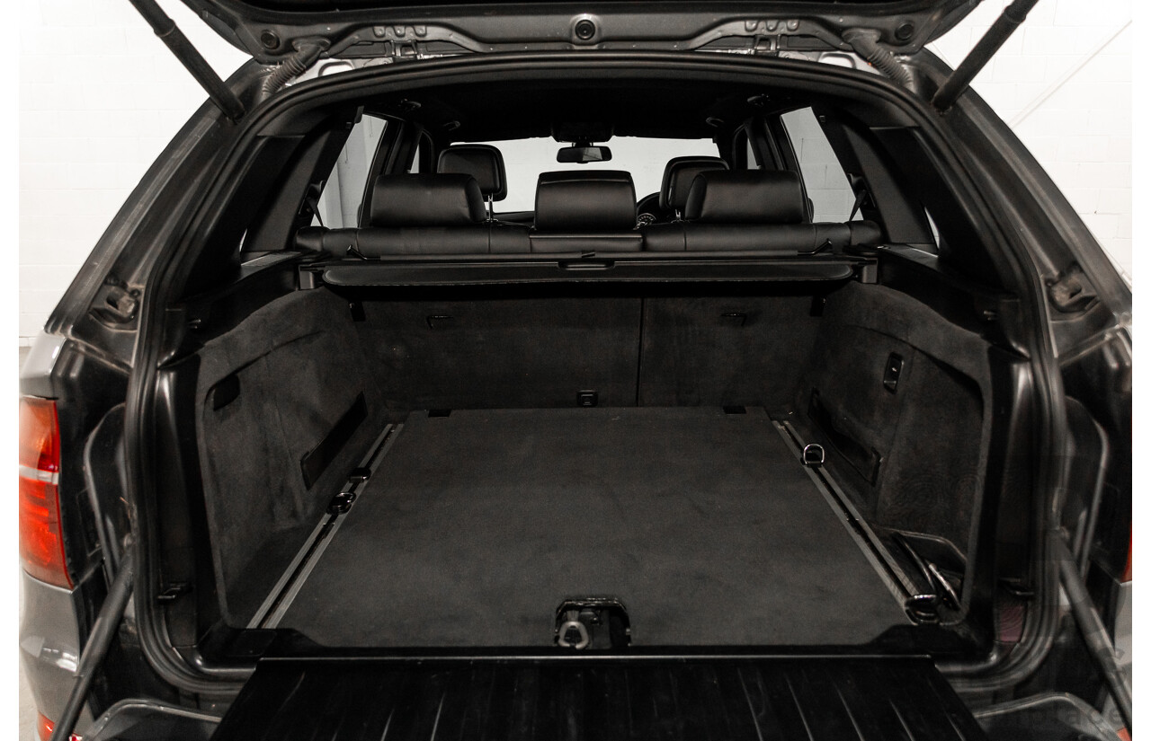 9/2013 BMW X5 Xdrive 30d (AWD) E70 MY12 Upgrade 4d Wagon Space Grey Metallic Turbo Diesel 3.0L