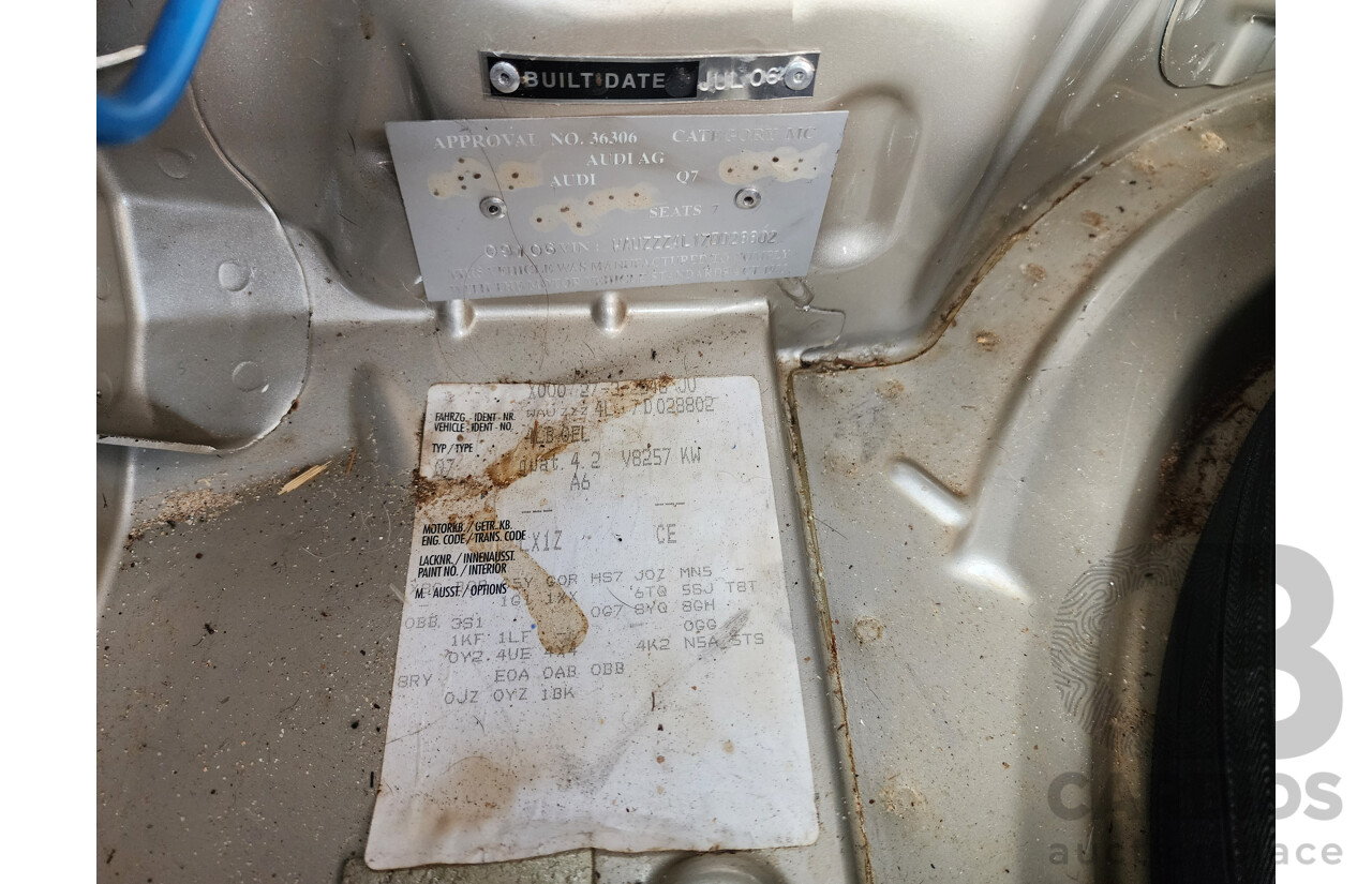 9/2006 Audi Q7 4.2 FSI Quattro  4d Wagon Gold 4.2L