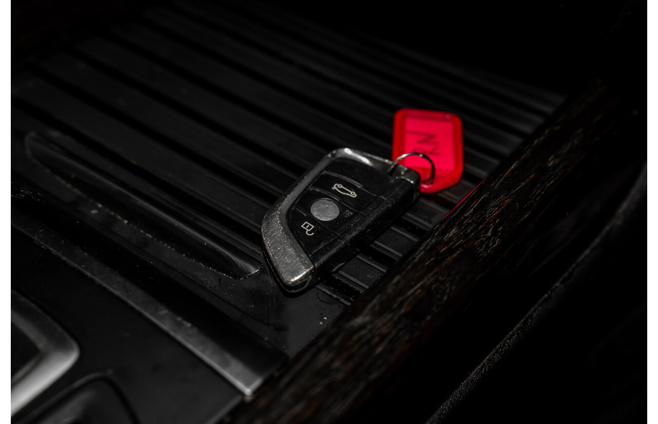 2/2015 BMW X5 Xdrive 30d M-sport F15 MY15 4d Wagon Black 3.0L - 7 Seats