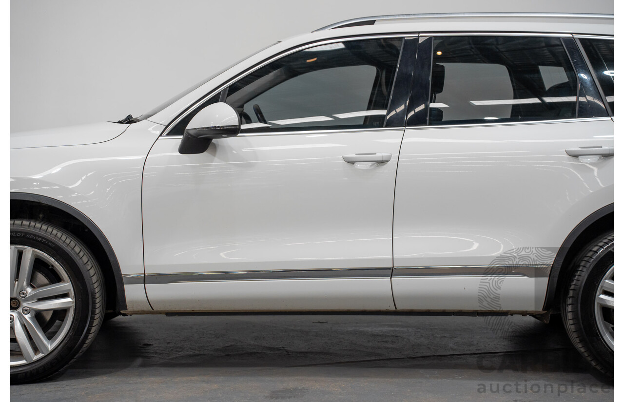 9/2014 Volkswagen Touareg V6 TDI (AWD) 7P MY14 4d Wagon White Turbo Diesel 3.0L