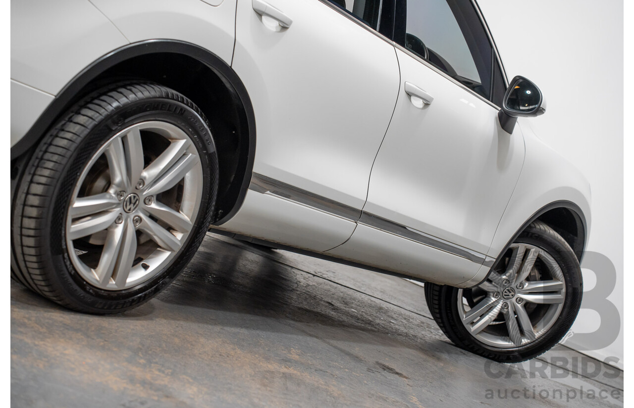 9/2014 Volkswagen Touareg V6 TDI (AWD) 7P MY14 4d Wagon White Turbo Diesel 3.0L