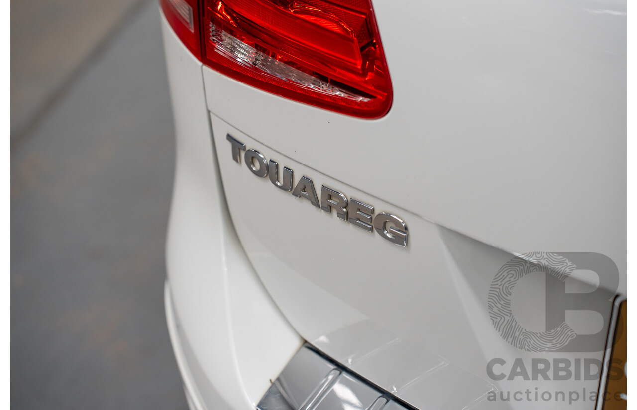 9/2014 Volkswagen Touareg V6 TDI (AWD) 7P MY14 4d Wagon White Turbo Diesel 3.0L